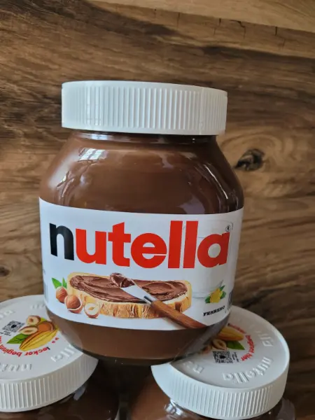 Nutella Nemecka lískooříšková pomazánka 750g 2