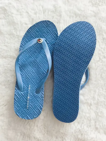 Tommy Hilfiger žabky na 38  5