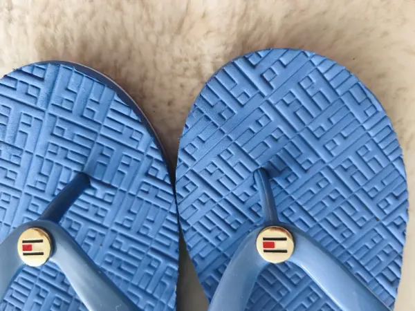 Tommy Hilfiger žabky na 38  3