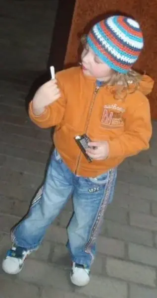 Podzimní pruhovaná roztomilá čepice, vel. 9-12 m 2