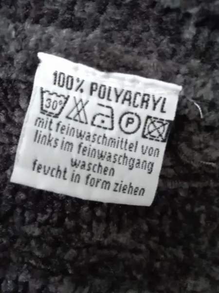 Teplý, měkoučký svetr 6