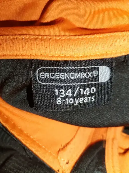sportovní mikina vel.134/140 2
