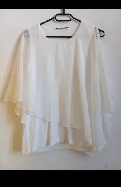 Dámský bílý top Betty Barclay 4