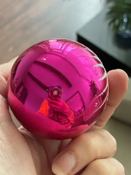 Sada 2 růžových vánočních baněk s třpytivou hvězdou 4