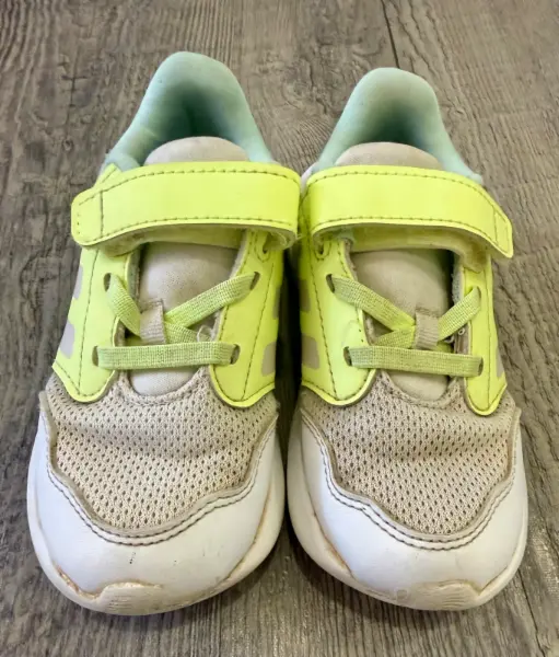 Dětské tenisky Adidas, neonově žluté 2