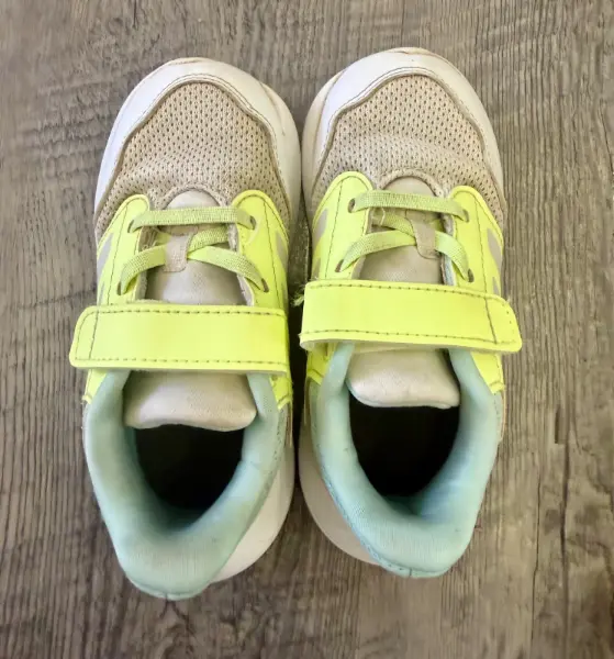 Dětské tenisky Adidas, neonově žluté 3