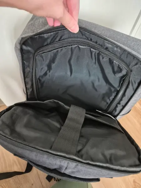 Šedý batoh Škoda 3
