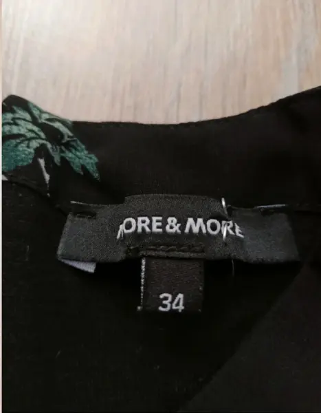 Dámské šaty More & More s květinovým vzorem 5