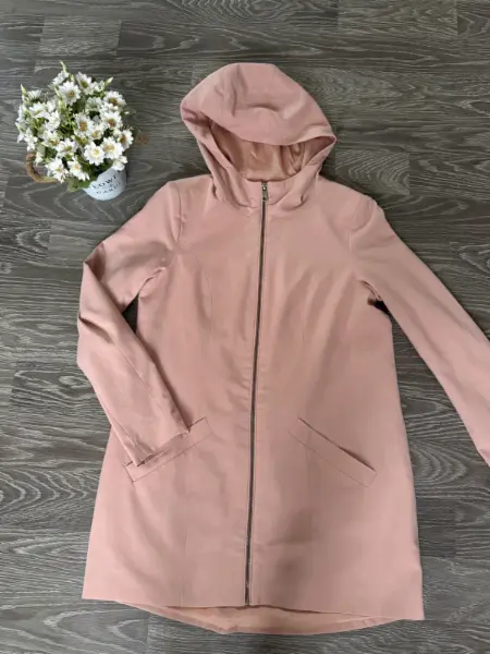 Dámský růžový kabát Vero Moda s kapucí