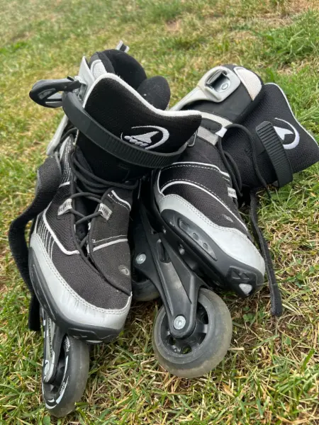 Kolečkové brusle Rollerblade vel. 43 4