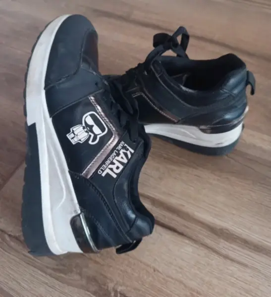 Boty na zavazování 