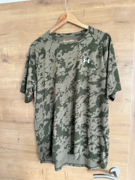 Pánské tričko Under Armour Tech Tee, maskáčové, vel. XL