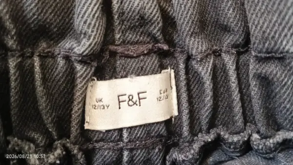 2x Dívčí džínové kraťasy F&F, vel. 12-13 let 2