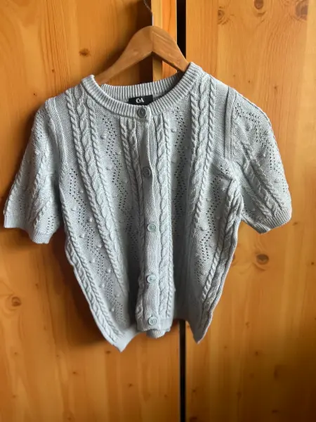 Světle modrý pletený svetr C&A 2