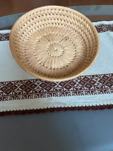Ručně pletený proutěný košík 2