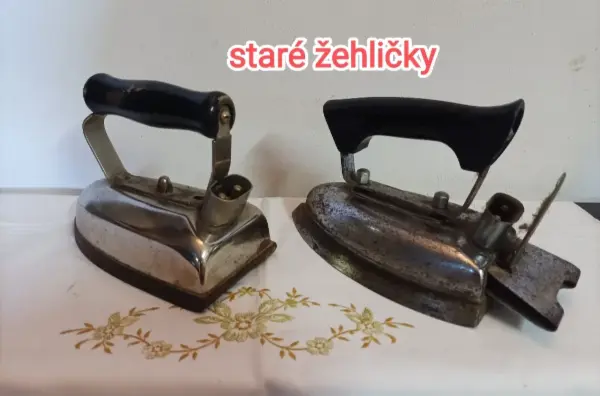 Staré historické žehličky