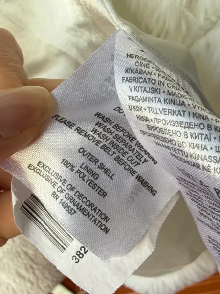 Teplá | chlupatá vesta New Yorker Amisu, velikost 34 7