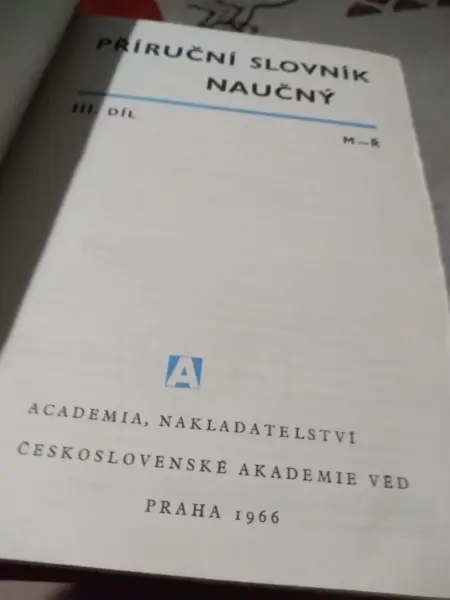 Slovníky naučné I-IV (1962-1967) 3