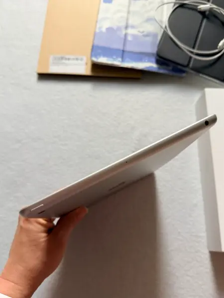 iPad 9. generace 256GB Wi-Fi stříbrný 8