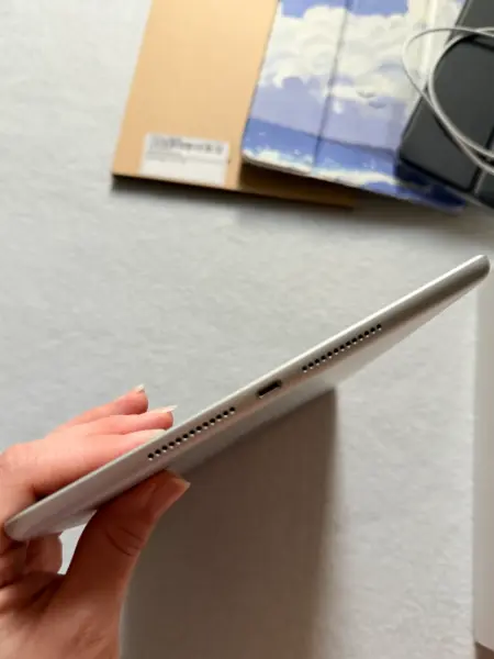 iPad 9. generace 256GB Wi-Fi stříbrný 10