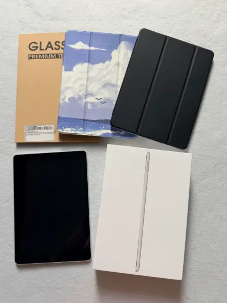 iPad 9. generace 256GB Wi-Fi stříbrný 5
