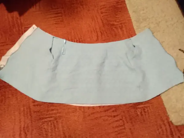 Rozepínací mini sukně s podšívkou