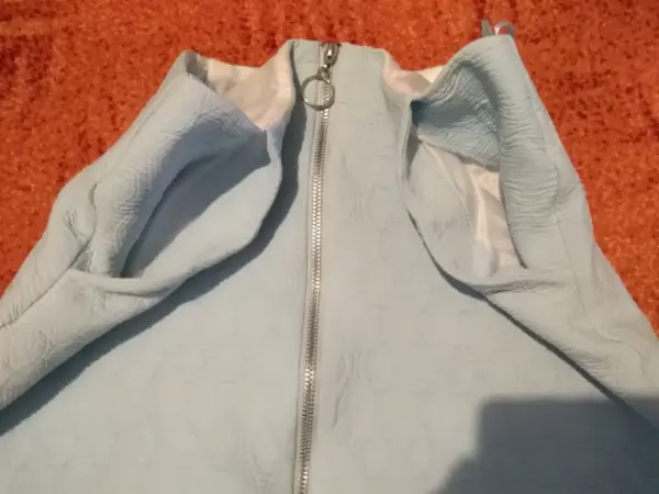 Rozepínací mini sukně s podšívkou 3
