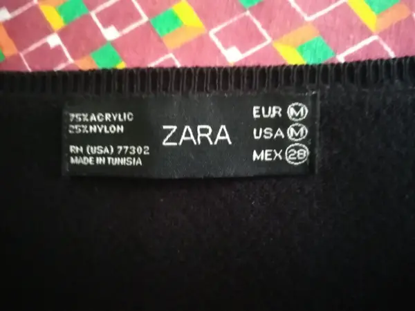 Svetřík Zara 5