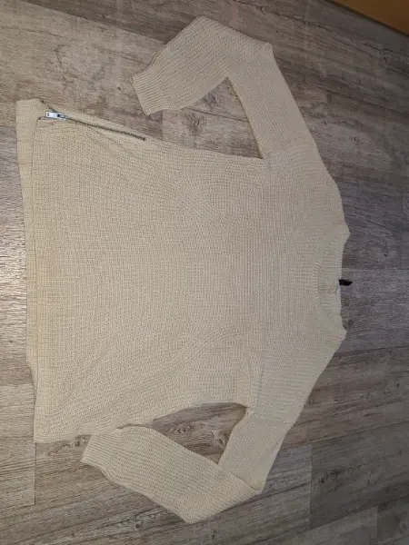 Béžový svetr H&M Divided se zipem, XS