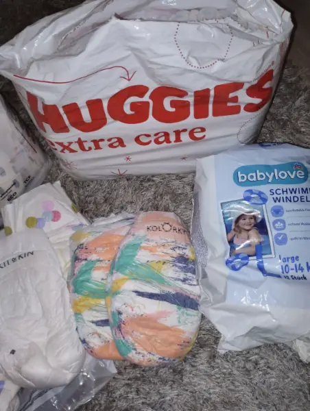 Dětské pleny a plavecké pleny Huggies a babylove