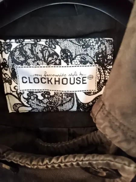 Dámský černý kabát Clockhouse 4