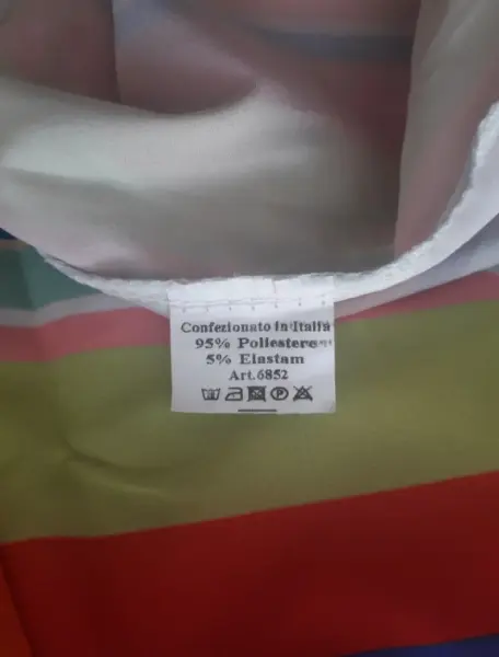 Dámské pruhované šaty s páskem, vel. neuvedena 9