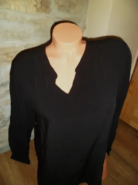 PŘÍJEMNÁ HALENKA vel. 46 ... 100% stav 2