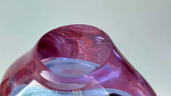 Designová fialová skleněná váza 4