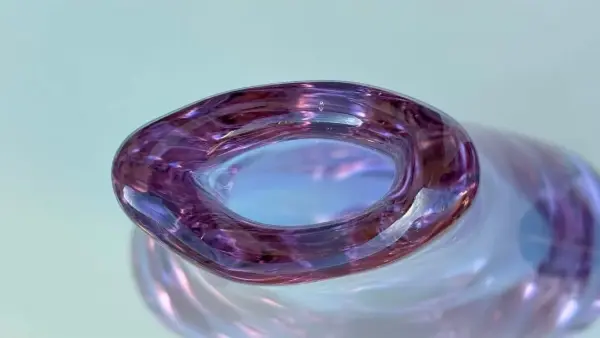 Designová fialová skleněná váza 3