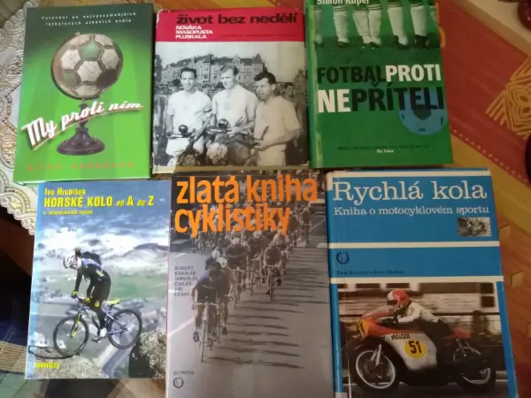 Kniha Jan Veselý - Život v pelotonu 12