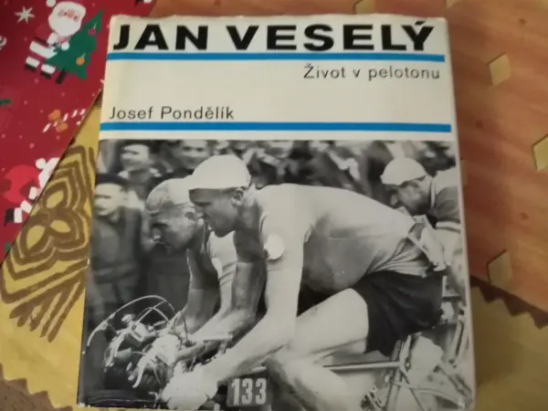 Kniha Jan Veselý - Život v pelotonu