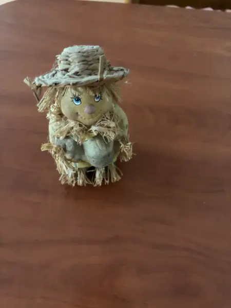 Dekorativní figurka strašáka