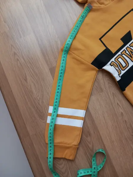 Zateplená mikina F&F 4