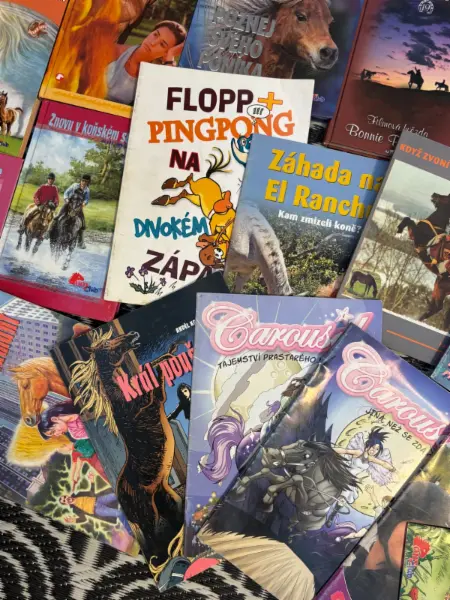 Velká sbírka knih o koních + Pony Club + časopisy + DVD | 50 4