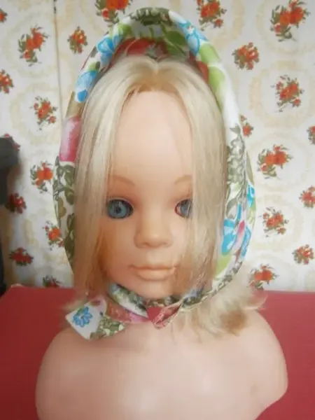Kytičkový šátek 5