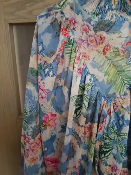 Dámská květovaná halenka Made in Italy 3