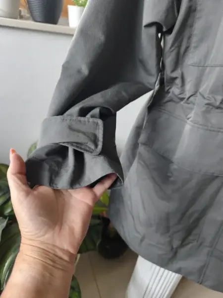 Šedá dámská bunda Zara 3