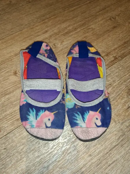 Dětské Barefoot bačkory s jednorožcem, 30-31