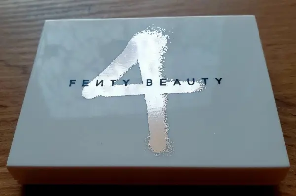 Fenty Beauty Snap Shadows 4 Rose paletka očních stínů 5