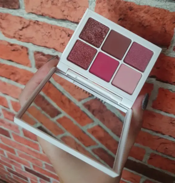 Fenty Beauty Snap Shadows 4 Rose paletka očních stínů 3