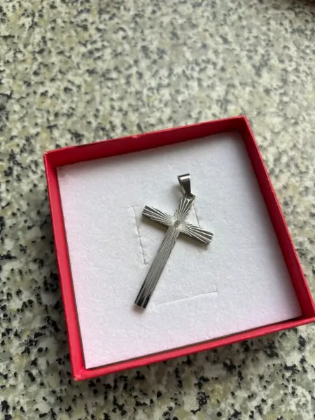 Přívěsek kříže z chirurgické oceli  3
