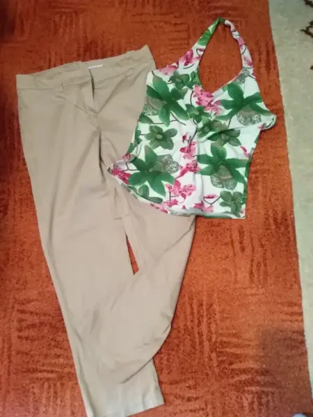Sportovně elegantní kalhoty+topík zdarma