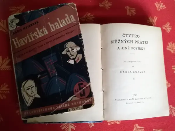 Staré knihy 16