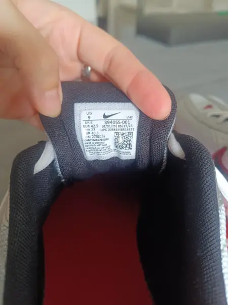 Pánské boty Nike Initiator, stříbrné, vel. 42.5 6